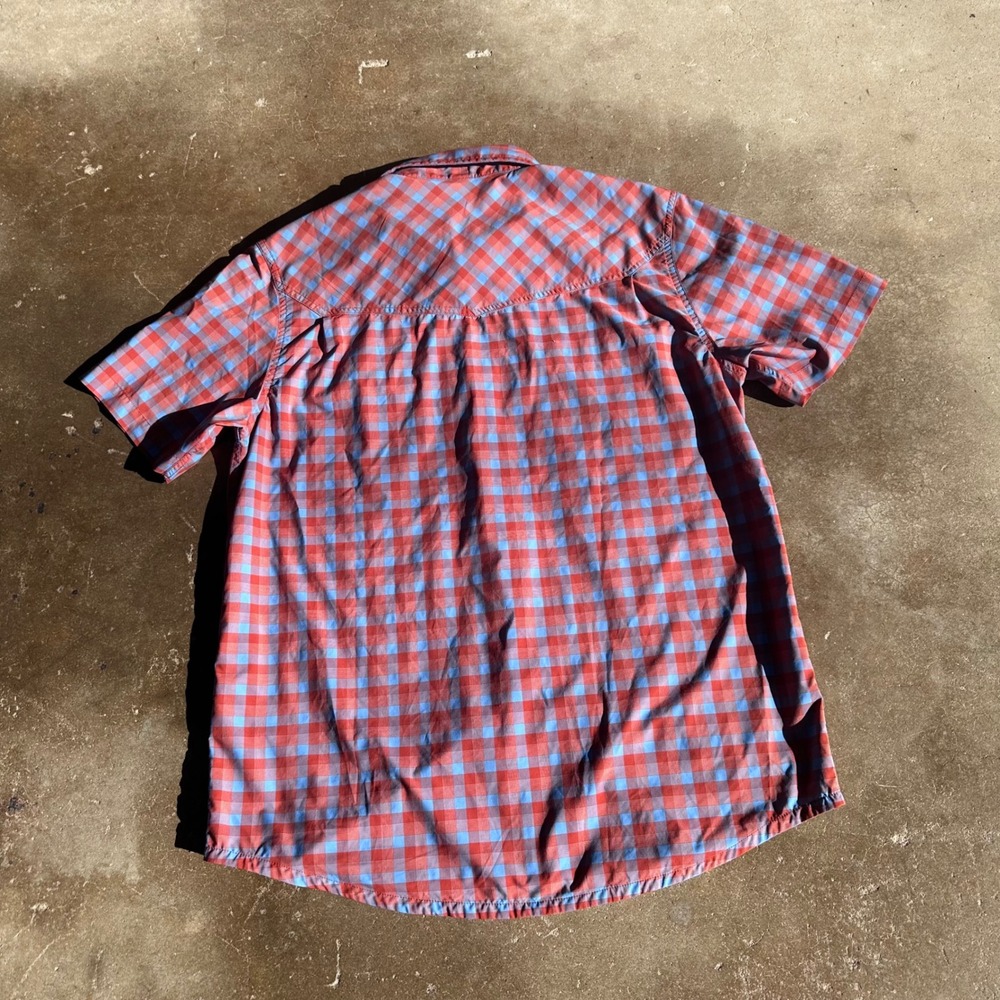 Stio Pearl Snap Shirt Mens Medium Red Blue Excellent Short Sleeve Western - Picture 2 of 5